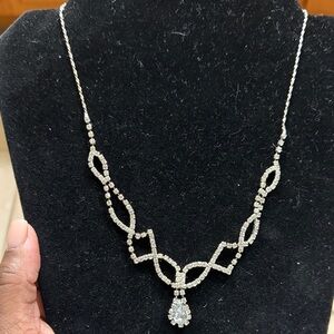 Elegant Silver Necklace with Crystal Accents